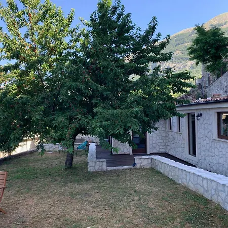 Сasa de vacaciones Il Giardino Incantato Barrea